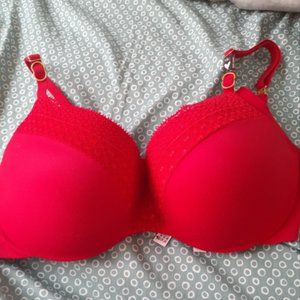 Incredible By Victoria's Secret Demi Bra 38DD NWOT